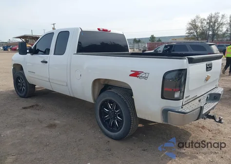 2010 Chevrolet Silverado 1500 Lt z USA, uszkodzony, nr VIN 1GCSKSE38AZ216595